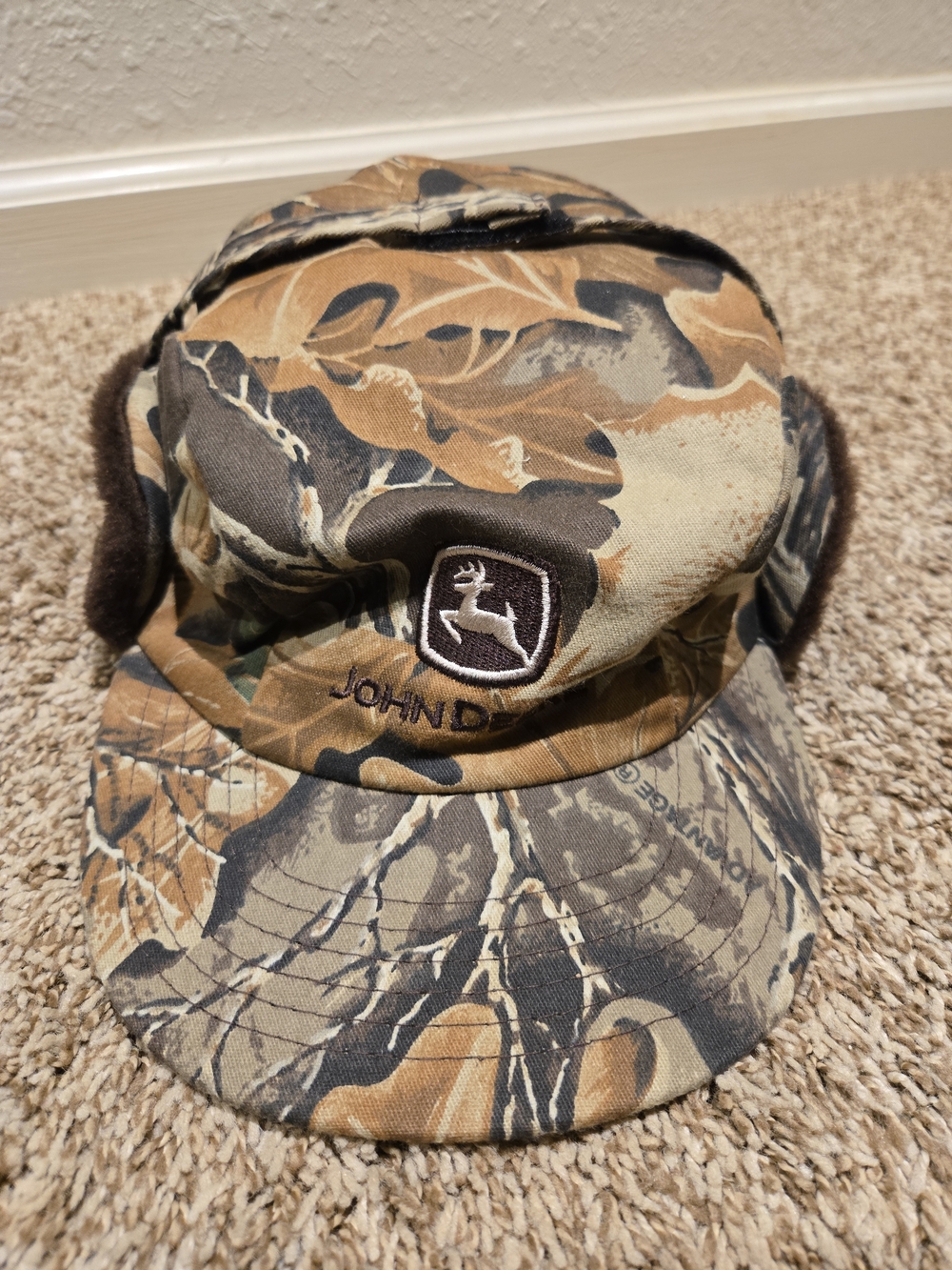 John Deere Men's Camouflage Earflap Insulation Hat - Size Large Made In USA